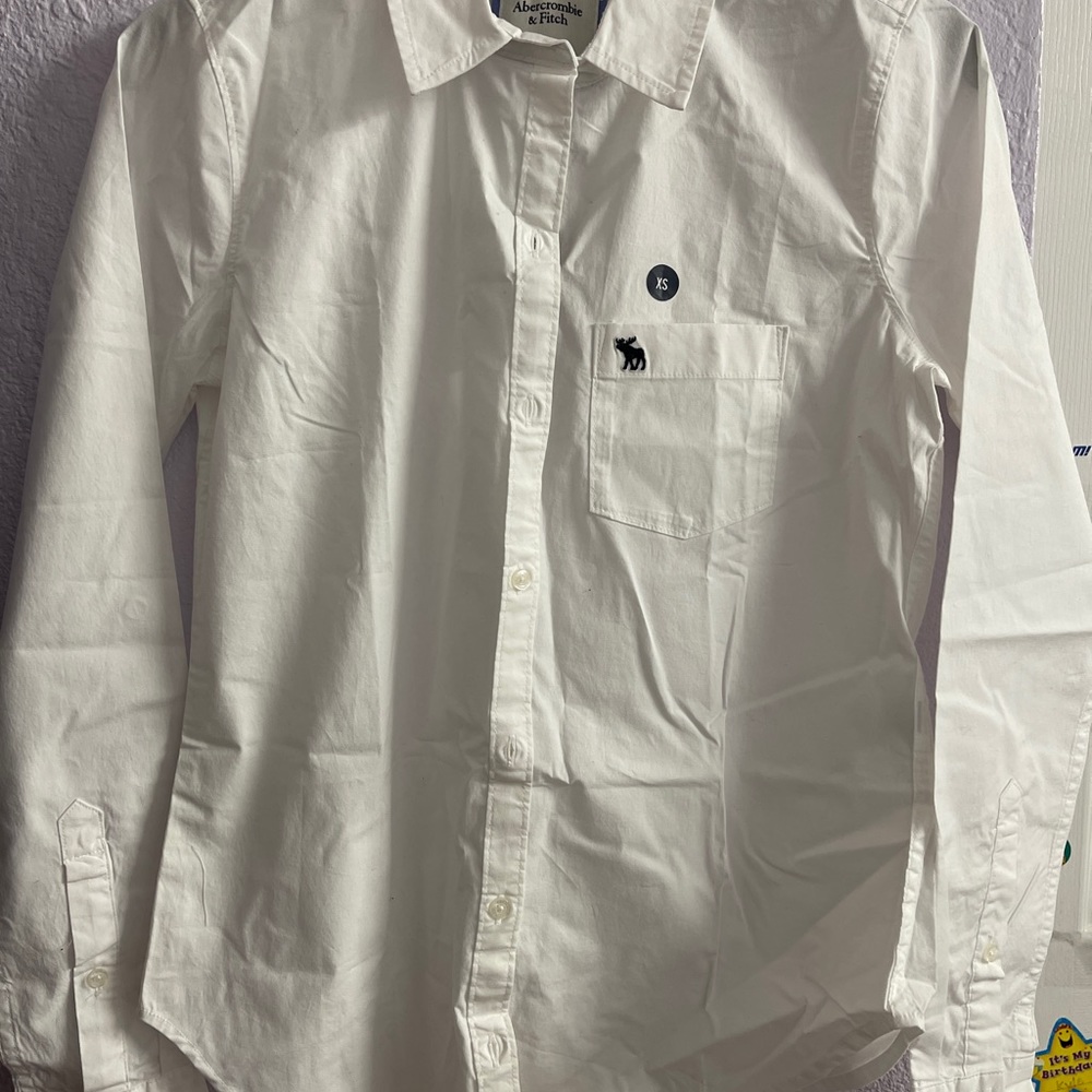 White shirt, brand new with tags